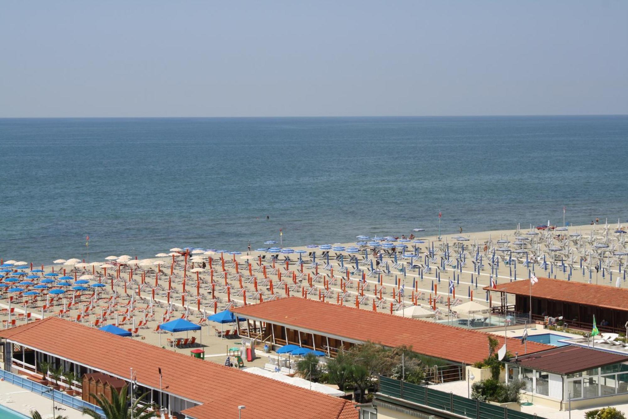 Hotel San Francisco Viareggio Luaran gambar